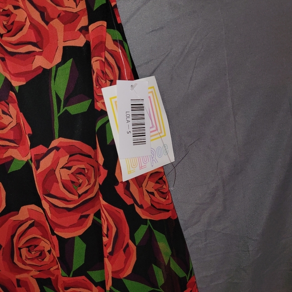 Lularoe lolaskirt small nwt roses unicorn - Picture 2 of 2